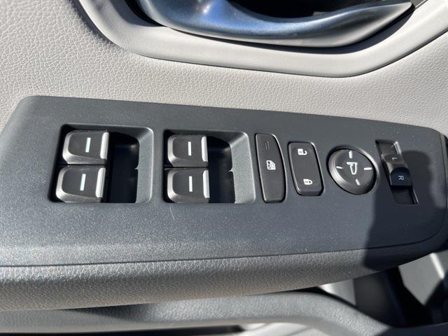 new 2025 Honda Pilot car, priced at $51,825