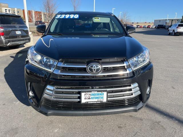 used 2019 Toyota Highlander car, priced at $33,990