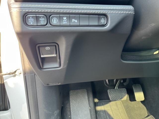 used 2023 Acura MDX car, priced at $50,935