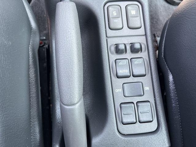 used 2000 Volvo V40 car, priced at $11,500