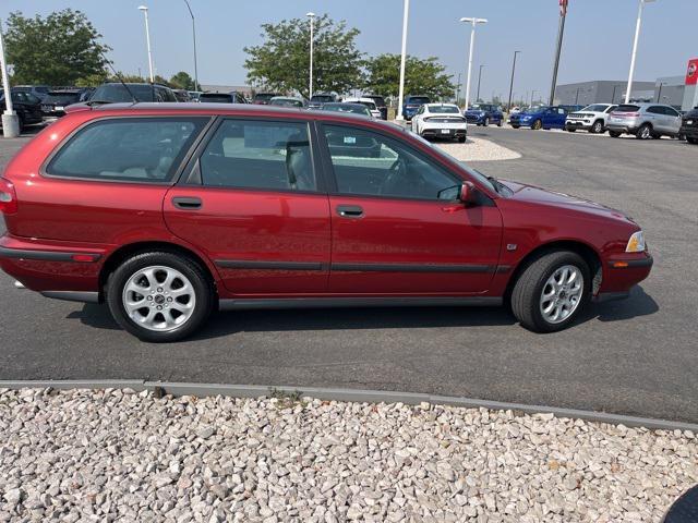 used 2000 Volvo V40 car, priced at $11,500