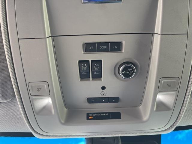 used 2018 GMC Yukon car, priced at $33,900