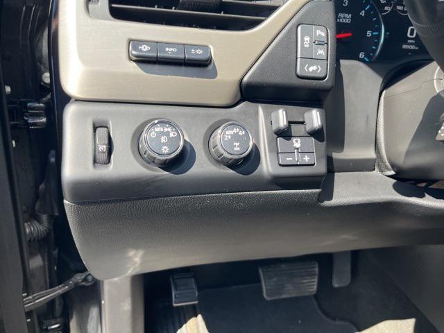 used 2018 GMC Yukon car, priced at $33,900