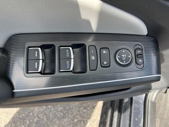 new 2025 Honda Civic Hybrid car, priced at $34,300