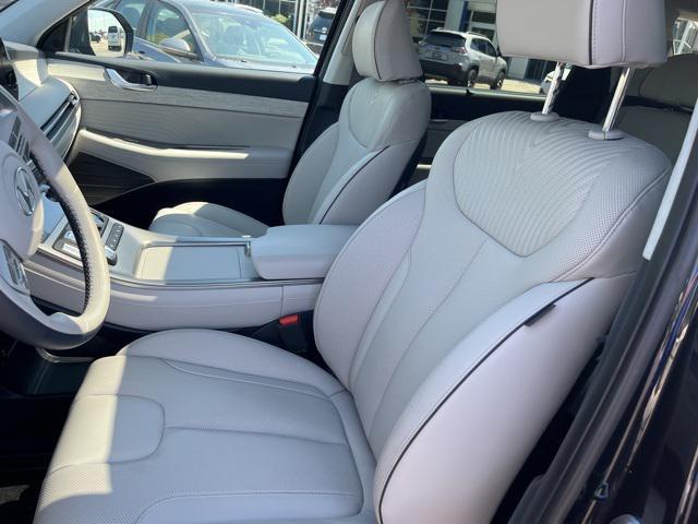 used 2025 Hyundai Palisade car, priced at $49,888
