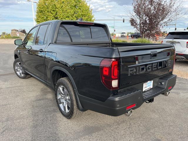 new 2025 Honda Ridgeline car, priced at $45,580
