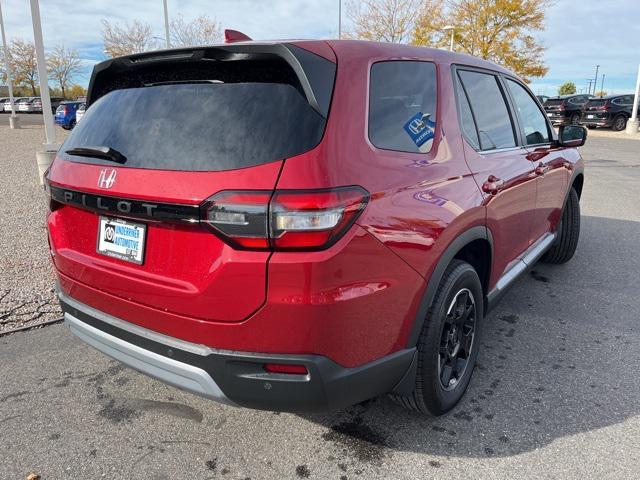 new 2025 Honda Pilot car, priced at $49,350