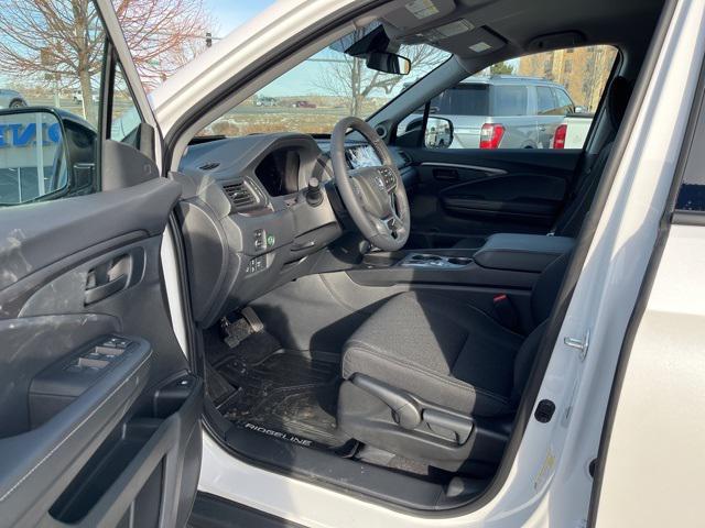 new 2025 Honda Ridgeline car, priced at $44,300