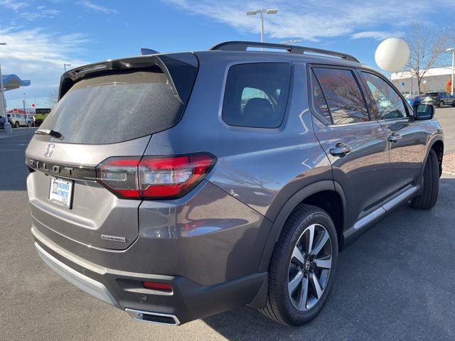 new 2025 Honda Pilot car, priced at $49,595