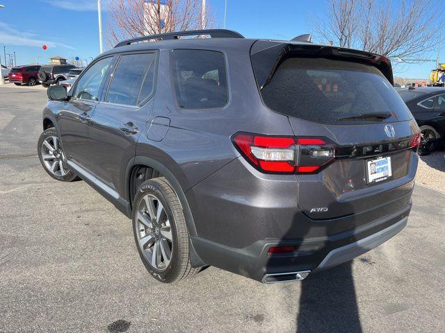 new 2025 Honda Pilot car, priced at $49,595