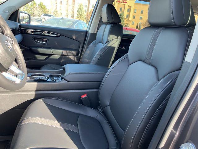 new 2025 Honda Pilot car, priced at $49,595