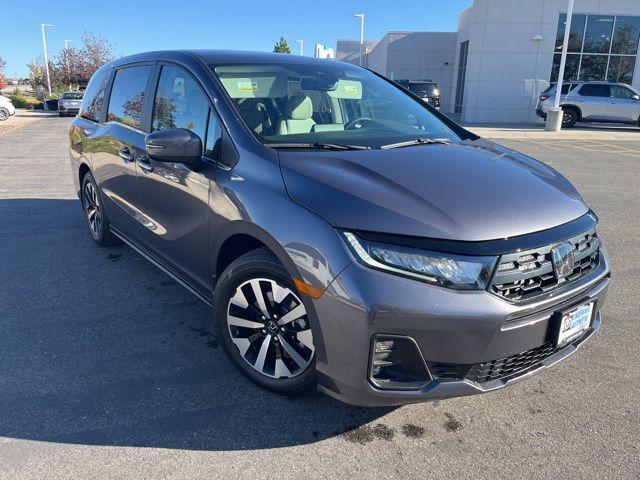 new 2026 Honda Odyssey car, priced at $44,290