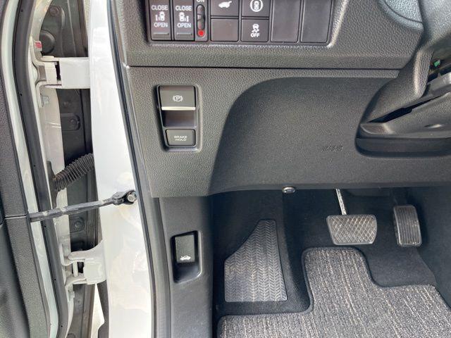 used 2022 Honda Odyssey car, priced at $25,000