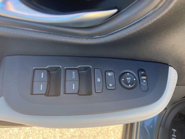 new 2026 Honda HR-V car, priced at $28,962