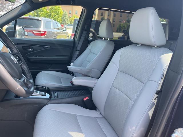 used 2021 Honda Passport car, priced at $31,000