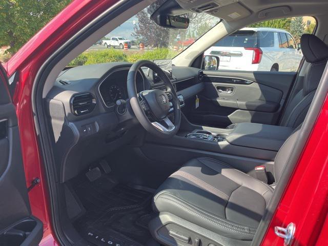 new 2025 Honda Pilot car, priced at $52,280