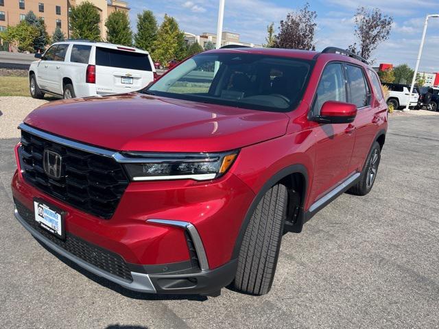 new 2025 Honda Pilot car, priced at $52,280