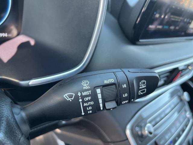 used 2022 Hyundai Santa Fe car, priced at $31,000