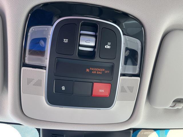 used 2023 Hyundai TUCSON Hybrid car, priced at $35,000