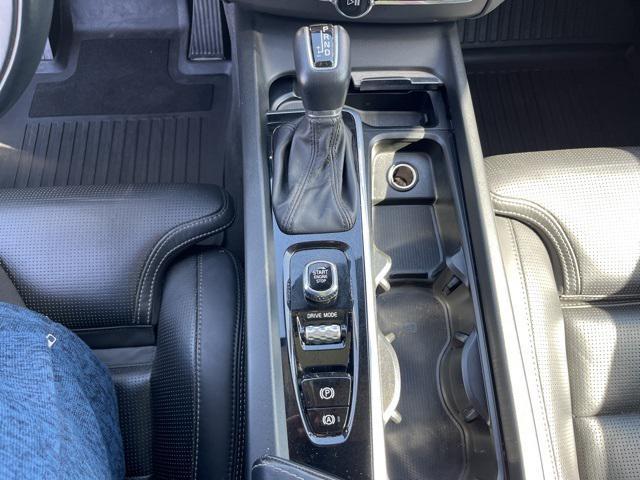 used 2020 Volvo XC60 car, priced at $28,900