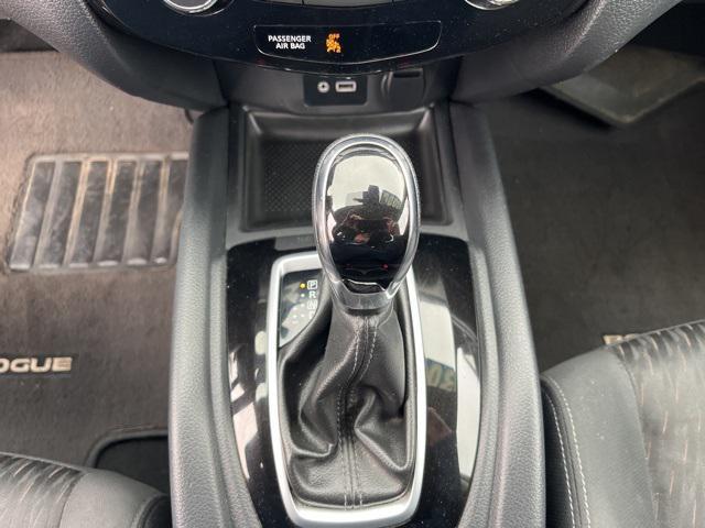 used 2019 Nissan Rogue car, priced at $12,017
