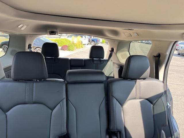new 2025 Honda Pilot car, priced at $51,050