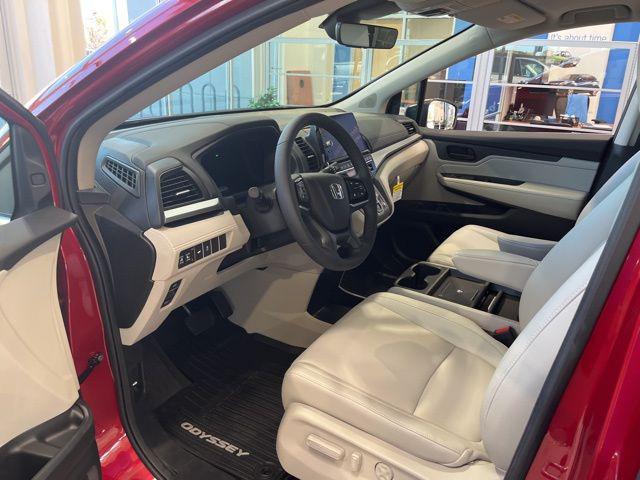 new 2025 Honda Odyssey car, priced at $44,125