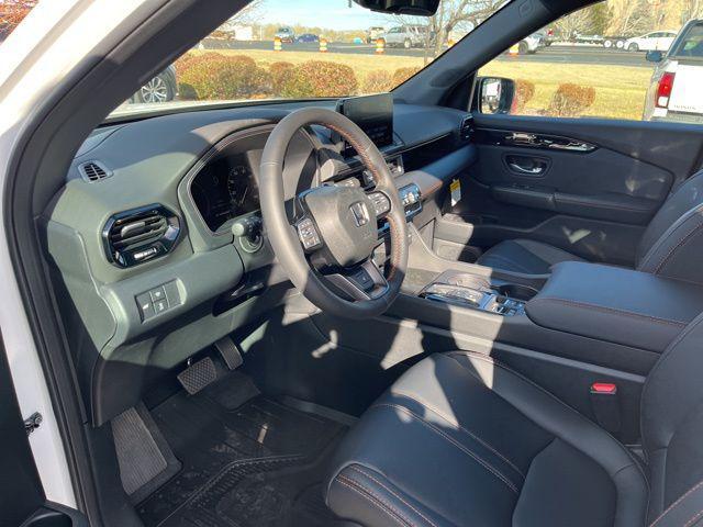 new 2025 Honda Pilot car, priced at $49,850