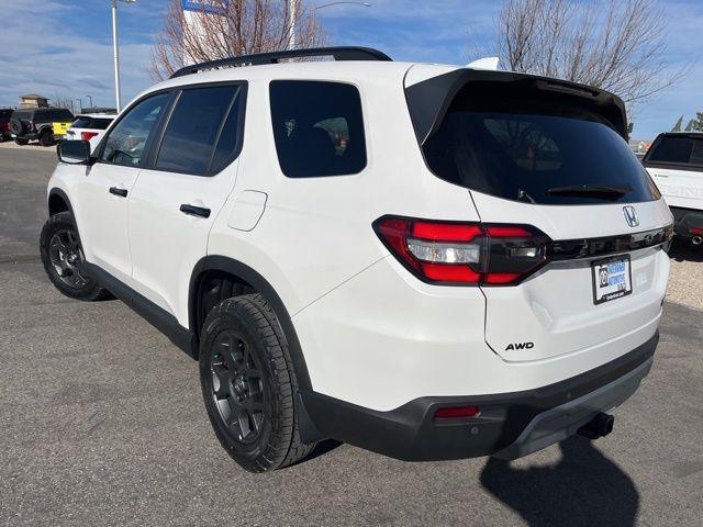 new 2025 Honda Pilot car, priced at $49,850