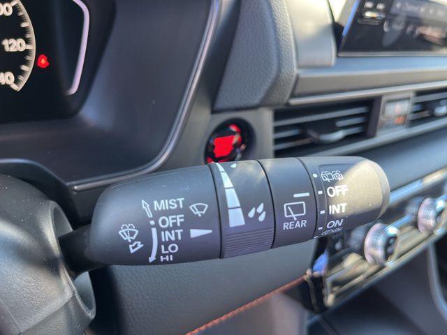 new 2025 Honda Pilot car, priced at $51,350