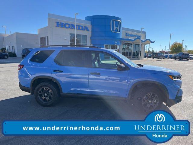 new 2025 Honda Pilot car, priced at $51,350