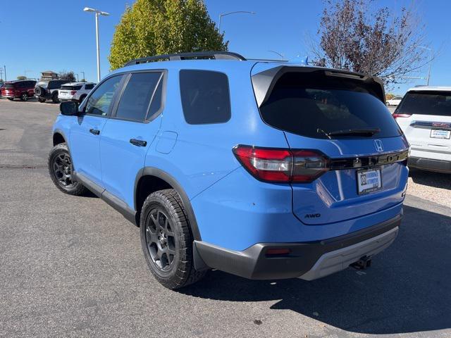 new 2025 Honda Pilot car, priced at $51,350