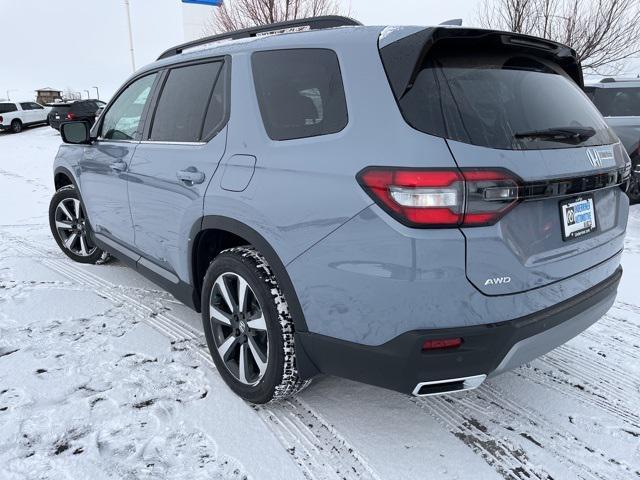 new 2025 Honda Pilot car, priced at $51,450