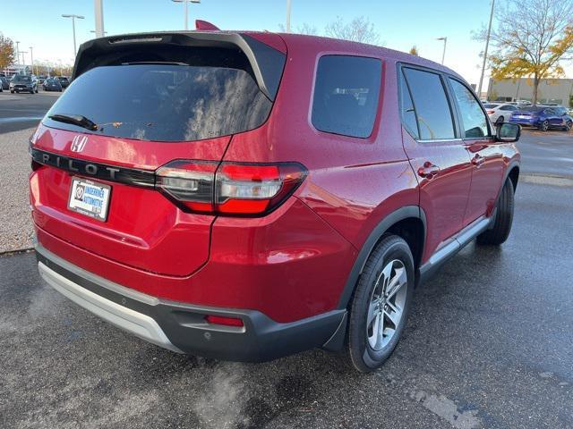 new 2025 Honda Pilot car, priced at $48,180