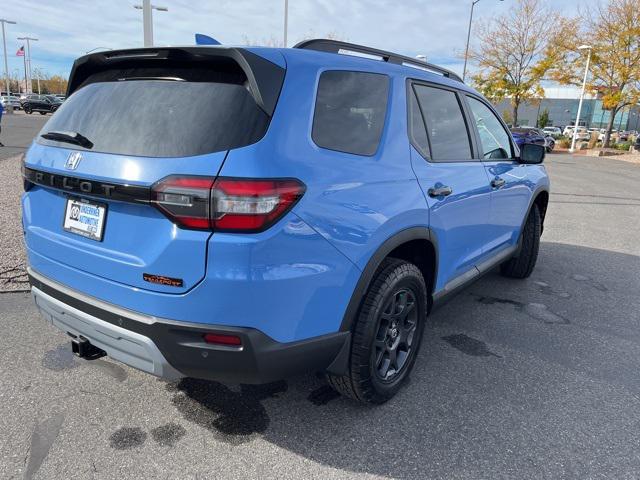 new 2025 Honda Pilot car, priced at $51,250