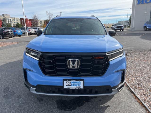 new 2025 Honda Pilot car, priced at $51,250