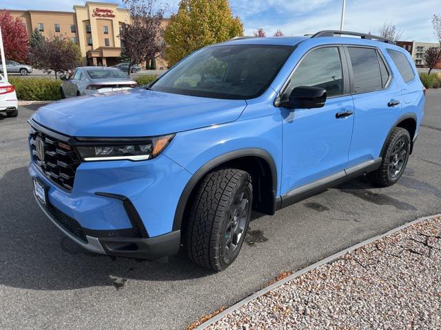 new 2025 Honda Pilot car, priced at $51,250