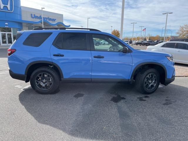 new 2025 Honda Pilot car, priced at $51,250