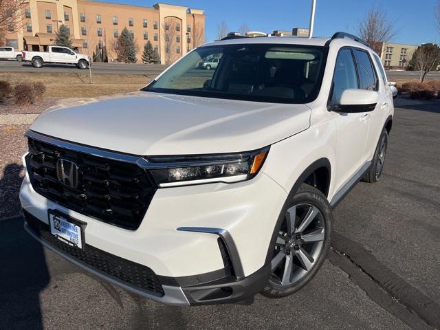 new 2025 Honda Pilot car, priced at $51,450