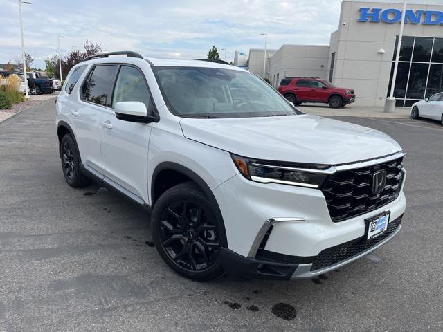new 2025 Honda Pilot car, priced at $53,405