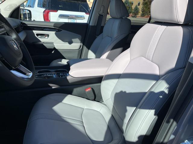 new 2025 Honda Pilot car, priced at $52,995