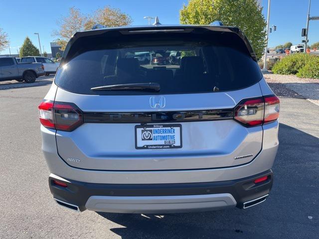 new 2025 Honda Pilot car, priced at $52,995