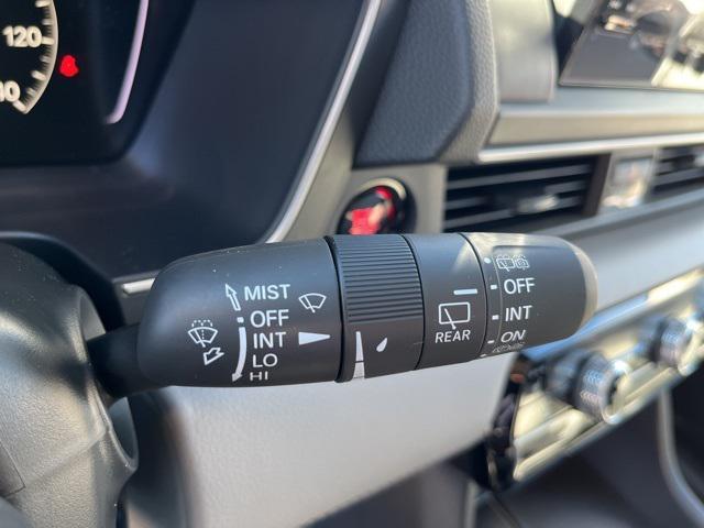 new 2025 Honda Pilot car, priced at $52,995