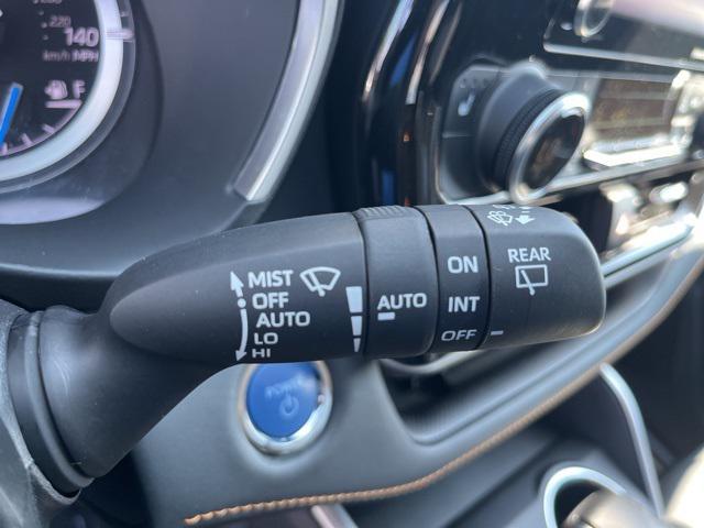 used 2022 Toyota Highlander Hybrid car, priced at $40,000