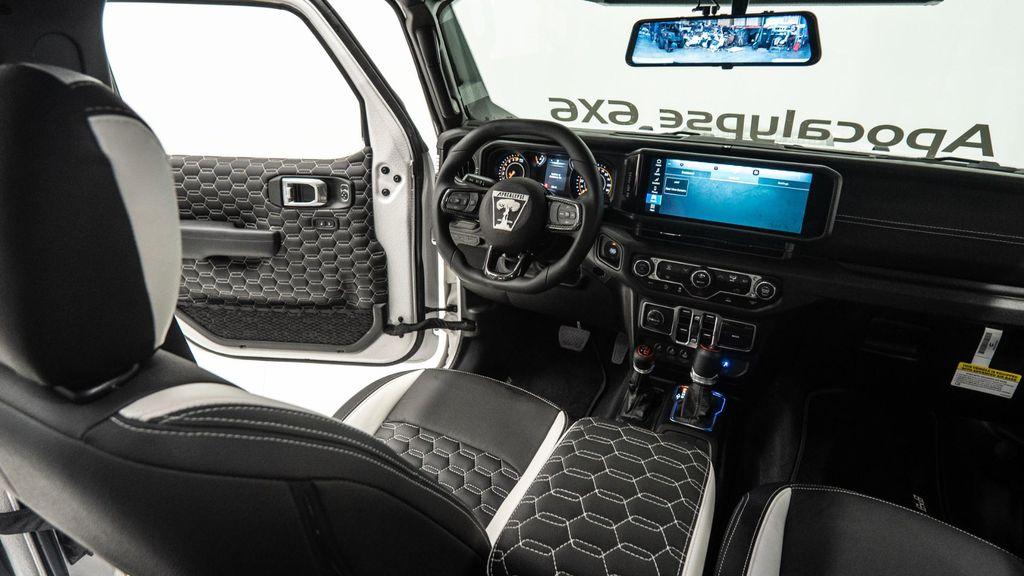 used 2025 Jeep Gladiator car, priced at $198,000