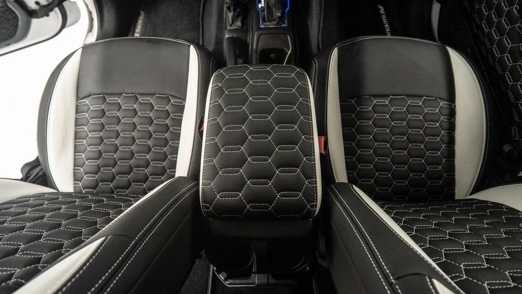 used 2025 Jeep Gladiator car, priced at $198,000