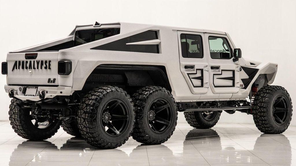 used 2025 Jeep Gladiator car, priced at $198,000