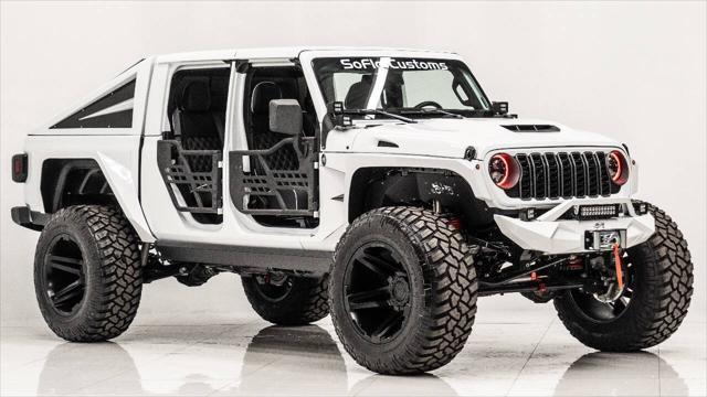 used 2025 Jeep Gladiator car, priced at $72,499