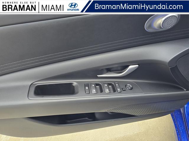 new 2025 Hyundai ELANTRA HEV car
