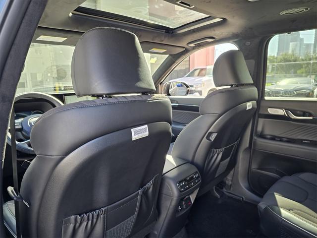 new 2025 Hyundai Palisade car, priced at $56,875